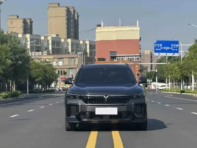 Voyah Free 2025, 15000 км, за 17627.67 USD