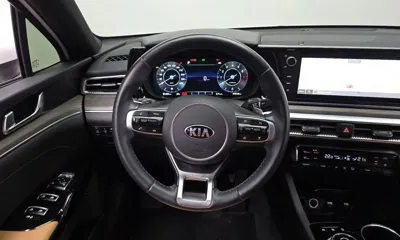 Kia K5 2021, 57018 км, за 15557.31 USD - фото 13