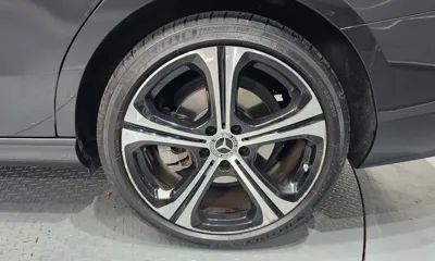 Mercedes-Benz C-Class 2023, 34083 км, за 25400.66 USD - фото 21
