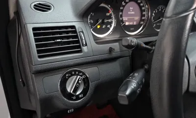 Mercedes-Benz C-Class 2010, 131493 км, за 2966.63 USD - фото 17