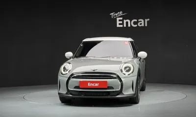 MINI Cooper 2023, 58979 км, за 13088.32 USD