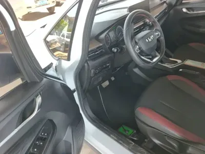 Geely Vision X3 2022, 61800 км, за 4670.76 USD - фото 16