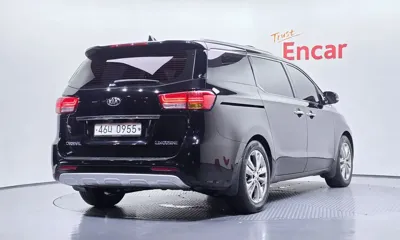 Kia Canival 2016, 124873 км, за 8008.4 USD