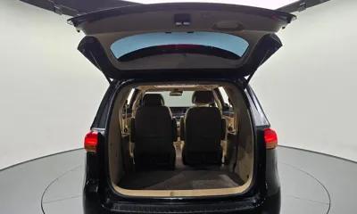 Kia Canival 2016, 124873 км, за 8008.4 USD - фото 20