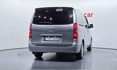Hyundai Starex 2016, 165467 км, за 6408.99 USD