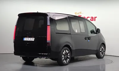 Hyundai Staria 2025, 60 км, за 40698.44 USD