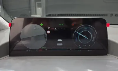 Hyundai Staria 2025, 60 км, за 40390.9 USD - фото 8