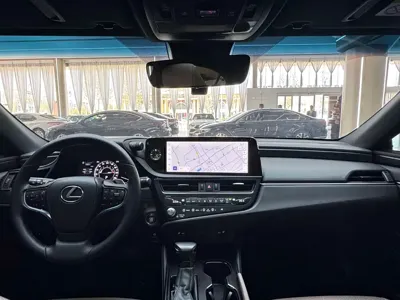 Lexus ES 2024, 41000 км, за 25784.94 USD - фото 15