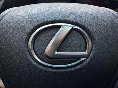 Lexus ES 2024, 41000 км, за 25784.94 USD - фото 28