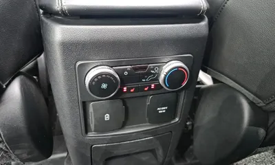 Ford Explorer 2023, 34366 км, за 21990.29 USD - фото 31