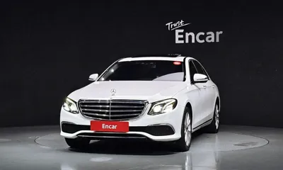 Mercedes-Benz E-Class 2018, 91657 км, за 15547.76 USD