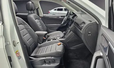 Volkswagen Tiguan 2022, 40174 км, за 29473.55 USD - фото 12