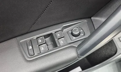 Volkswagen Tiguan 2022, 40174 км, за 29473.55 USD - фото 29