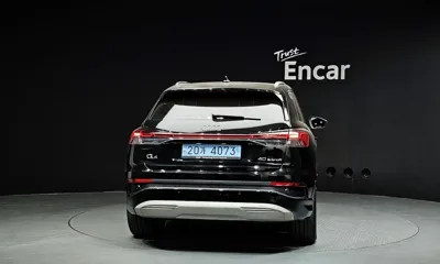 Audi Q4 e-tron 2023, 15621 км, за 23975.29 USD