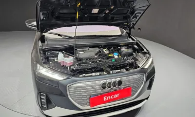 Audi Q4 e-tron 2023, 15621 км, за 23975.29 USD - фото 6