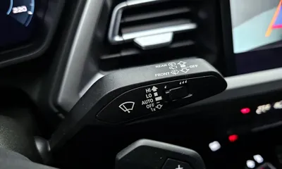 Audi Q4 e-tron 2023, 15621 км, за 23975.29 USD - фото 15