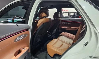 Genesis GV70 2025, 7428 км, за 34042.86 USD - фото 11