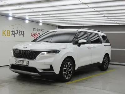 Kia Canival · 2021 год