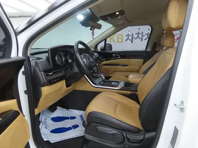 Kia Canival 2021, 126848 км, за 12800.32 USD