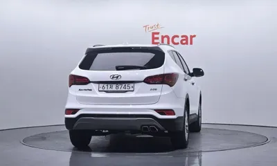 Hyundai Santafe 2018, 88833 км, за 10967.95 USD