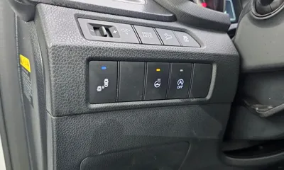 Hyundai Santafe 2018, 88833 км, за 10967.95 USD - фото 17
