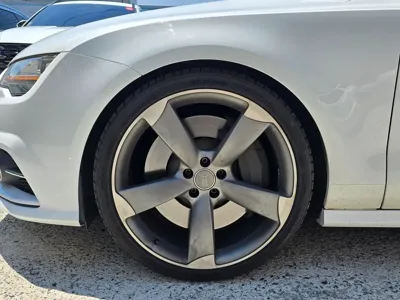 Audi A7 2016, 229550 км, за 11093.61 USD