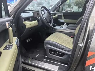 Mengshi 猛士M817 2025, 15000 км, за 36475.21 USD