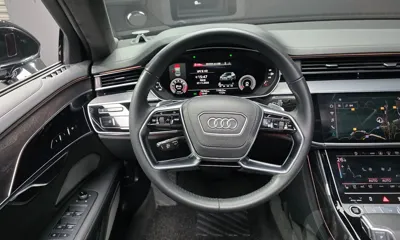 Audi A8 2021, 75764 км, за 40002.61 USD - фото 13