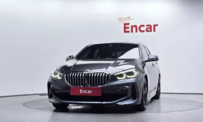 BMW 1-Series 2021, 38930 км, за 15858.02 USD