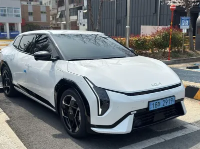Kia EV4 2026, 826 км, за 20035.1 USD