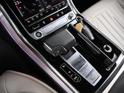 Audi Q7 2023, 25957 км, за 51940.44 USD - фото 9
