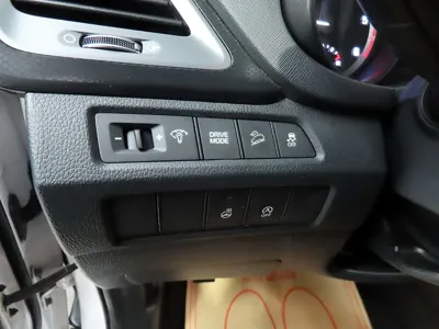 Hyundai Santafe 2016, 121547 км, за 8131.68 USD - фото 14