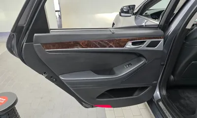 Hyundai Genesis 2014, 152140 км, за 6381.45 USD - фото 25