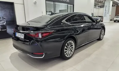 Lexus ES 2026, 2307 км, за 41644.66 USD