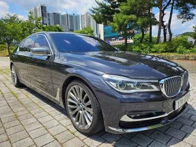BMW 7-Series 2016, 207190 км, за 9978.54 USD