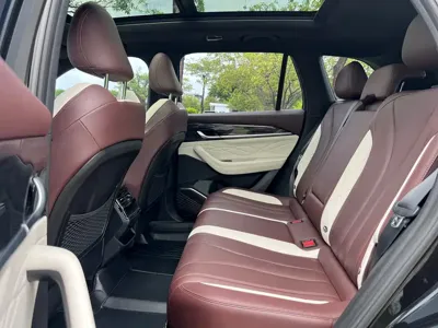 Geely Xingyue L 2022, 60000 км, за 11315.91 USD - фото 9