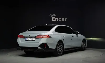 BMW 5-Series 2024, 7636 км, за 41539.35 USD