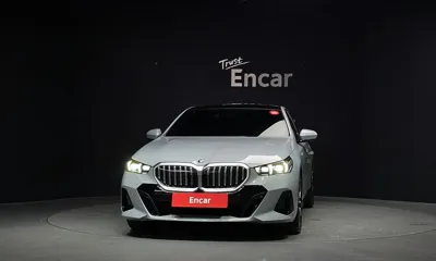 BMW 5-Series 2024, 7636 км, за 41539.35 USD