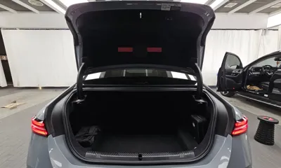 BMW 5-Series 2024, 7636 км, за 41539.35 USD - фото 20