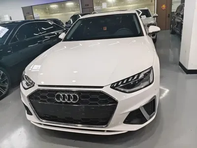 Audi A4L 2021, 30000 км, за 16053.25 USD