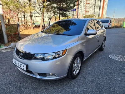 Kia Porte 2011, 70300 км, за 2185.43 USD