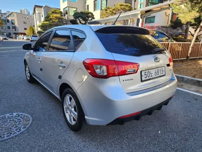 Kia Porte 2011, 70300 км, за 2185.43 USD