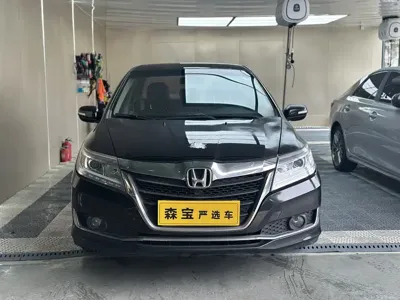 Honda Crider 2017, 140000 км, за 4249.11 USD