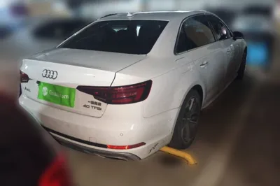 Audi A4L 2019, 166800 км, за 12300 USD