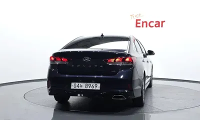 Hyundai Sonata 2019, 89681 км, за 7159.61 USD