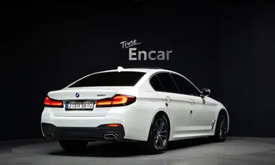 BMW 5-Series 2022, 80435 км, за 23922.54 USD