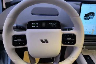 Li Auto Li Auto i8 2025, 8100 км, за 46464 USD - фото 18