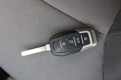CHANGAN NEVO Lumin 2022, 23000 км, за 6069 USD - фото 23