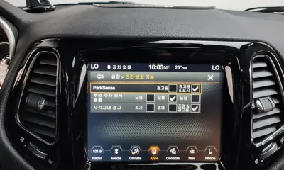 Jeep Compass 2019, 59399 км, за 7491.86 USD - фото 32