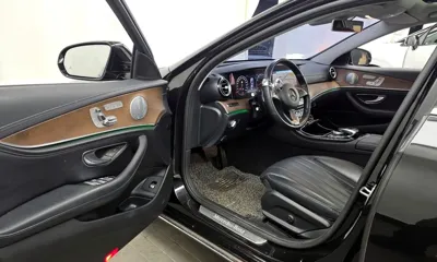 Mercedes-Benz E-Class 2018, 132388 км, за 13719.31 USD - фото 10